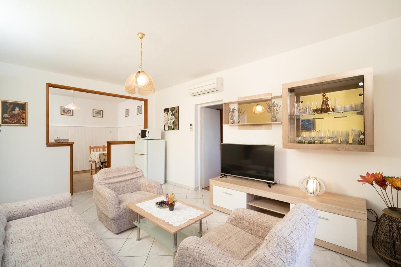 Apartmani Zlata Rabac Exterior photo