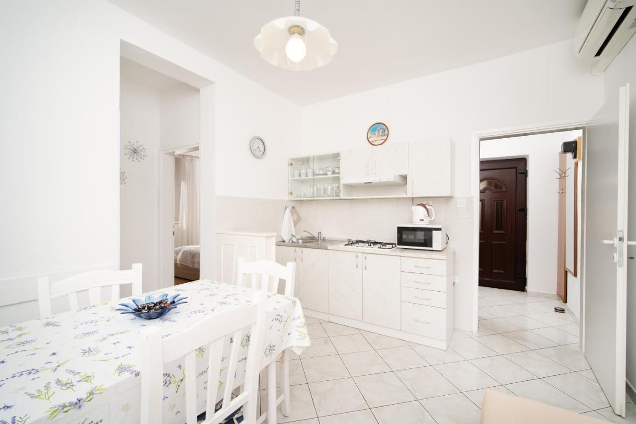 Apartmani Zlata Rabac Exterior photo
